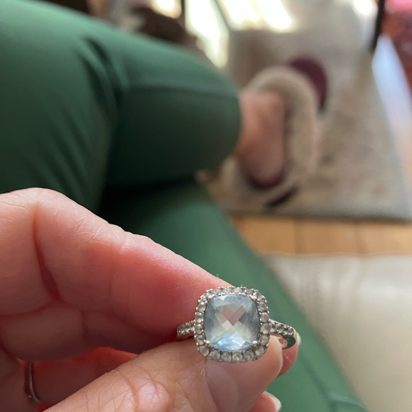 14k WG Aquamarine & Crystal Ring - Picture 10 of 10